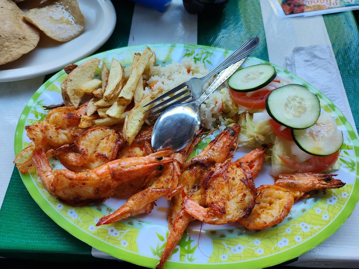 Restaurante Y Mariscos Eliana Photos 2